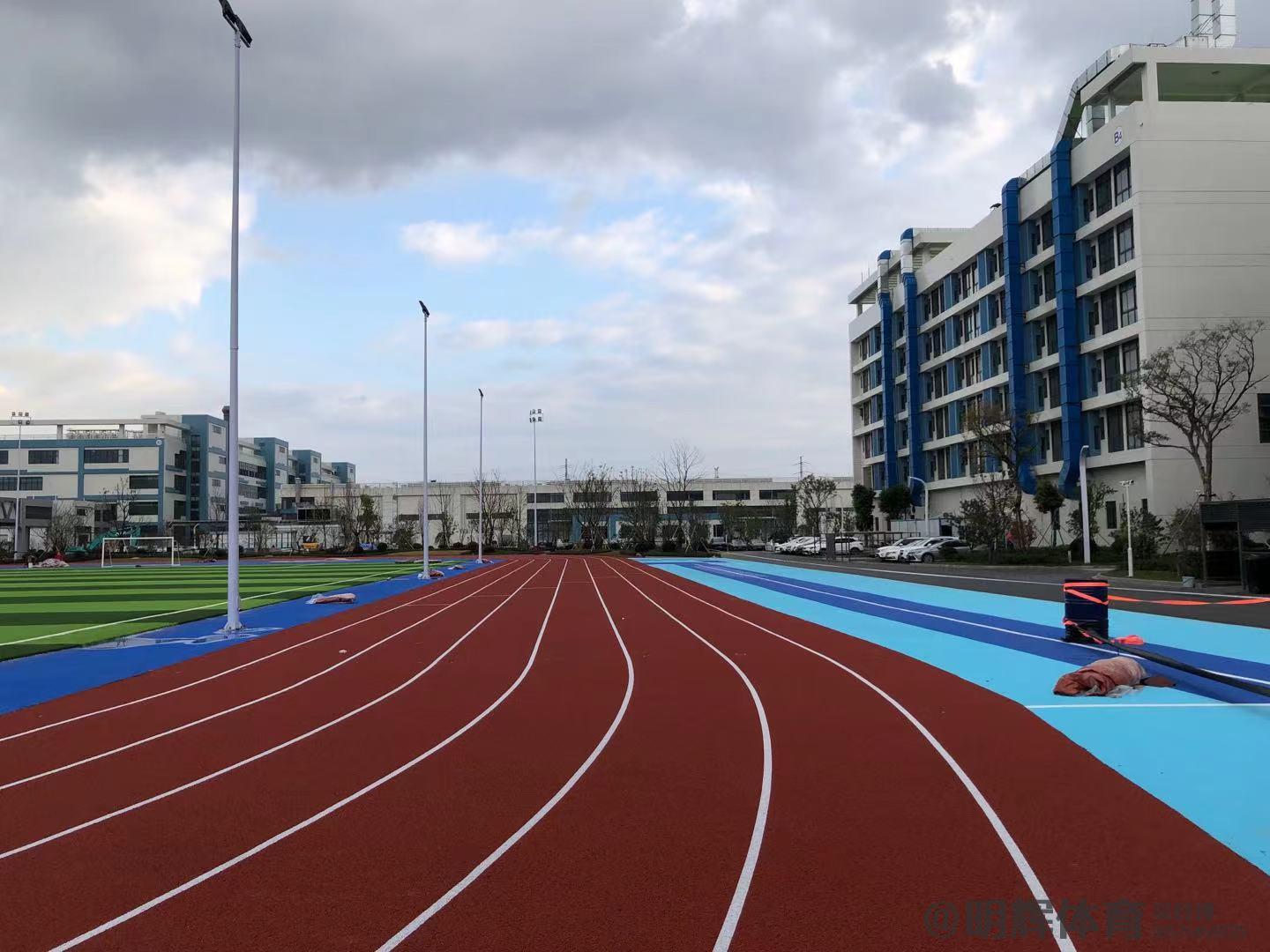信阳透气型塑胶跑道的价格是多少